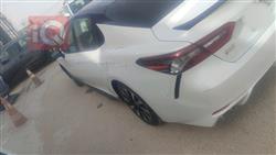 تۆیۆتا کامری